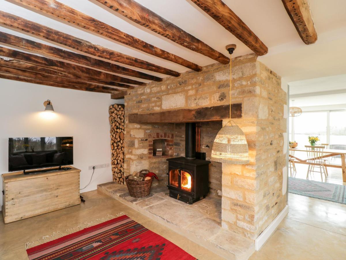 High Cogges Farm Holiday Cottages Witney Zewnętrze zdjęcie