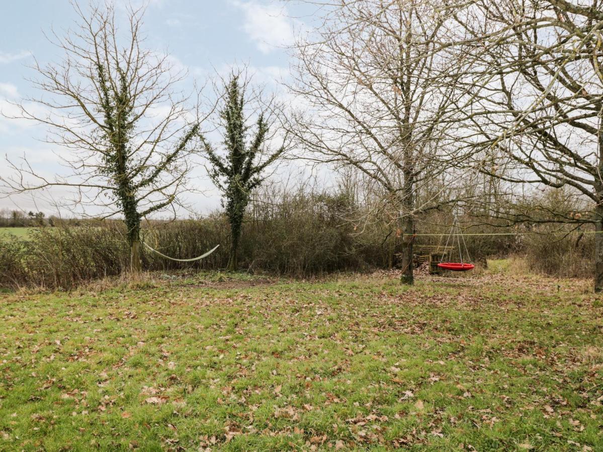 High Cogges Farm Holiday Cottages Witney Zewnętrze zdjęcie